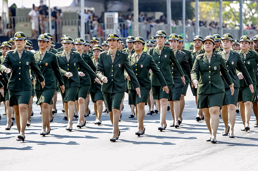 Mulheres no Combate: Brasil prepara mudança nas Forças Armadas