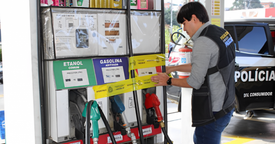 Ipem-SP lança plataforma para identificar postos com bombas que impedem fraudes