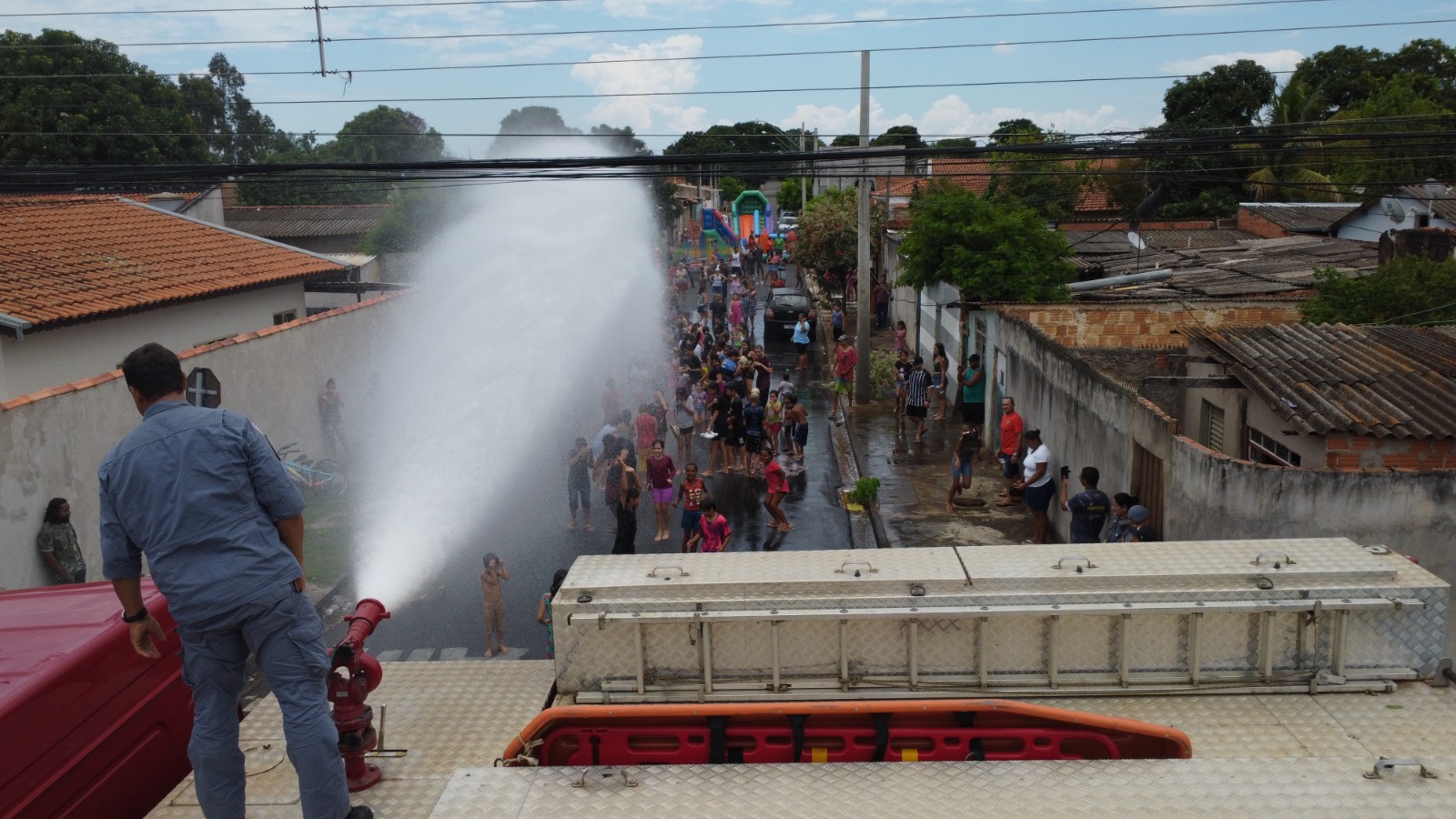 Evento infantil transforma sábado em festa na Vila Santa Fé, em Pirassununga