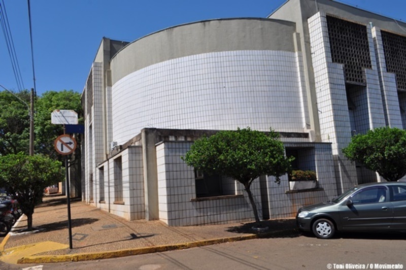 Prefeitura de Pirassununga ignora rejeição e envia reajuste dos servidores à Câmara