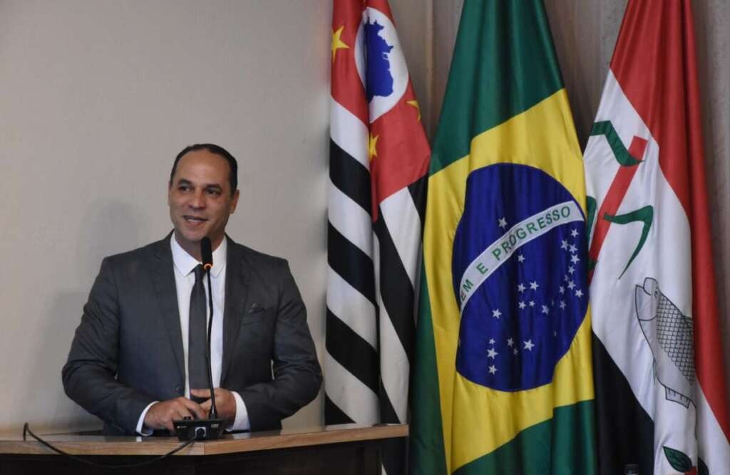 Procurador-geral deixa cargo e novo nome assume na Prefeitura de Pirassununga