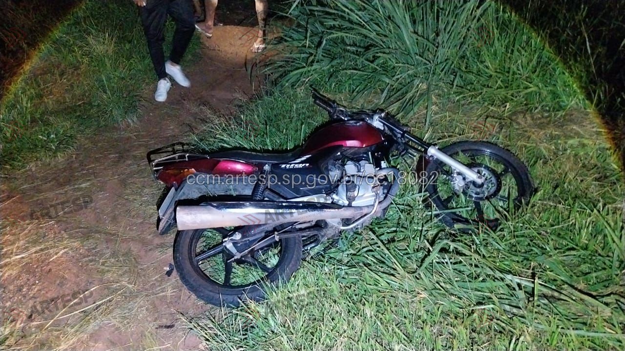 Cavalo solto na pista provoca morte de motociclista em Porto Ferreira