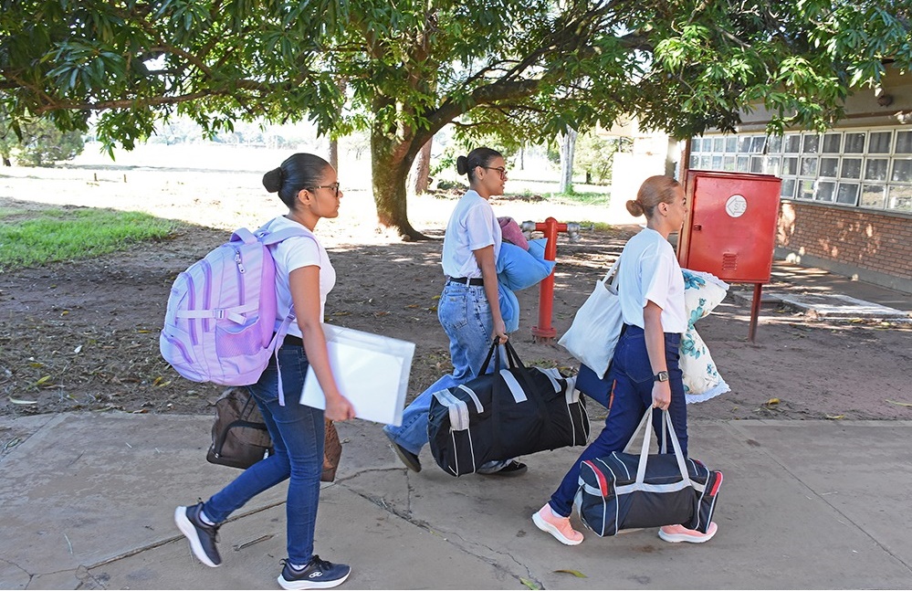 Pela primeira vez, mulheres são incorporadas como soldados da FAB em Pirassununga