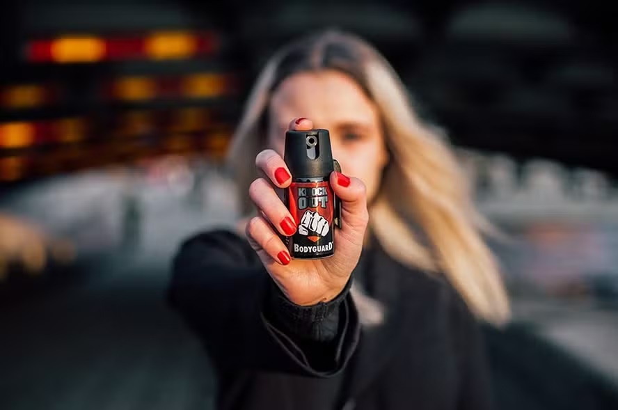 Projeto libera spray de pimenta para mulheres como defesa pessoal