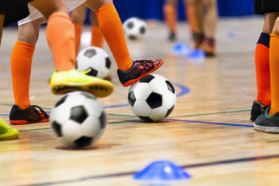 Escolinha de Futsal abre inscrições para crianças e adolescentes em Pirassununga