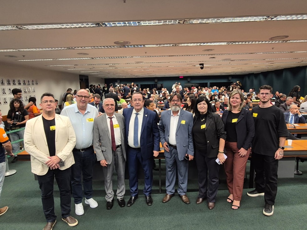 Presidente do Sincomerciários participa em Brasília de votação histórica sobre jornada de trabalho