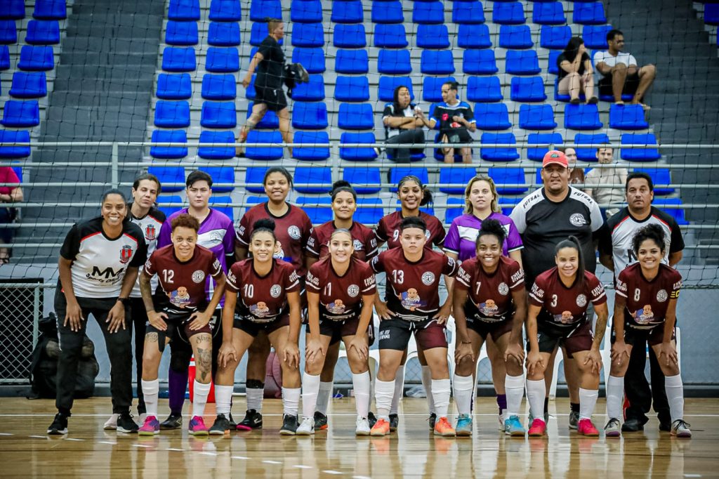 Futsal feminino de Pirassununga embala nas competições e sonha com finais regionais
