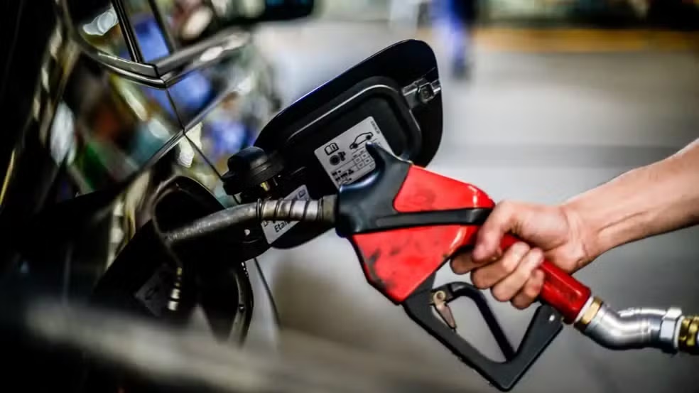 Gasolina com 32% de etanol começa a ser vendida neste sábado (1º) em Pirassununga e região