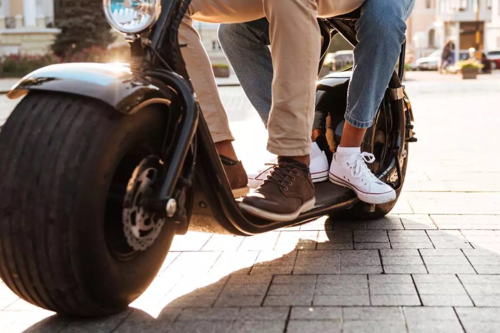 Cidade da região regulamenta bikes elétricas e ciclomotores; veja o que diz a regra