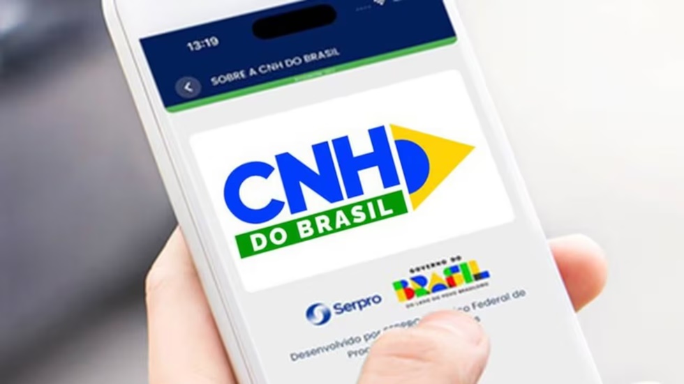 Uso indevido do nome “CNH do Brasil” pode induzir consumidores ao erro; veja como identificar o sistema oficial