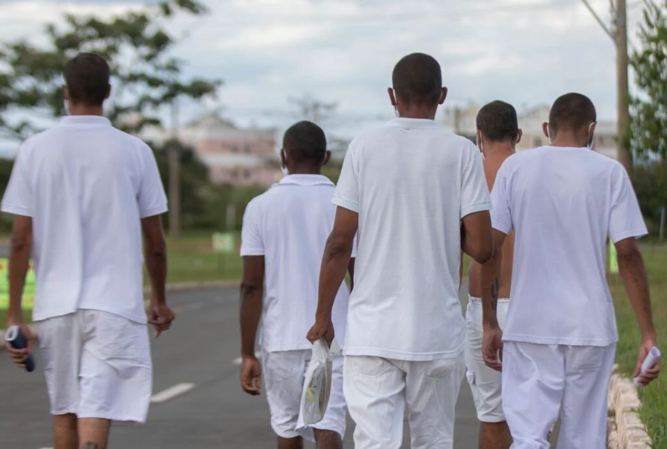 Saidinha: mais de 680 presos são beneficiados na região
